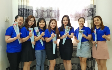 Mừng ngày 8/3 công ty Hoàng Quân (2023)