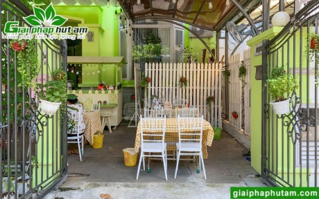 Máy Hút Ẩm 90L Kiểm Soát Độ Ẩm Bếp Tại Linh's Kitchen - Quận 7