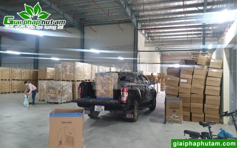 Lắp máy hút ẩm bảo quản nến sáp
