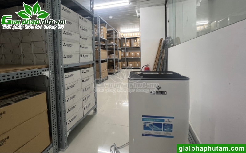 hình ảnh lắp máy hút ẩm Bảo Quản Thiết Bị Điện Tại Sametel đồng nai 1