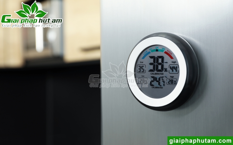 Dùng cảm biến độ ẩm trong nhà