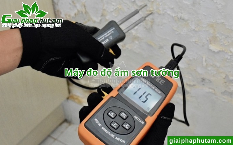 sử dụng máy đo độ ẩm để biết Độ ẩm tường bao nhiêu thì sơn được