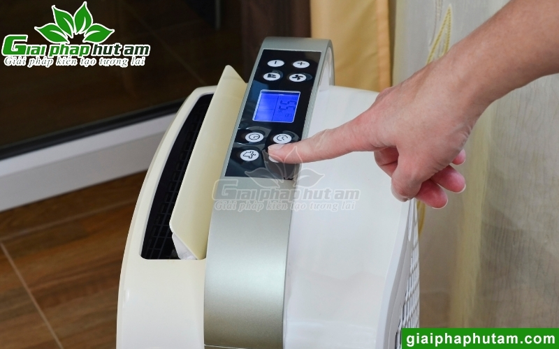 nên mua máy hút ẩm khách sạn có nhiều tính nắng