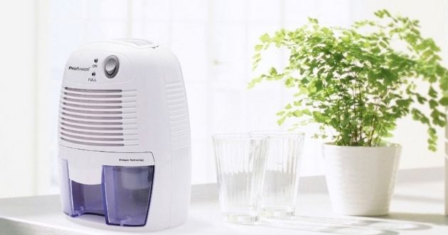 Sửa máy hút ẩm khi có mùi hôi